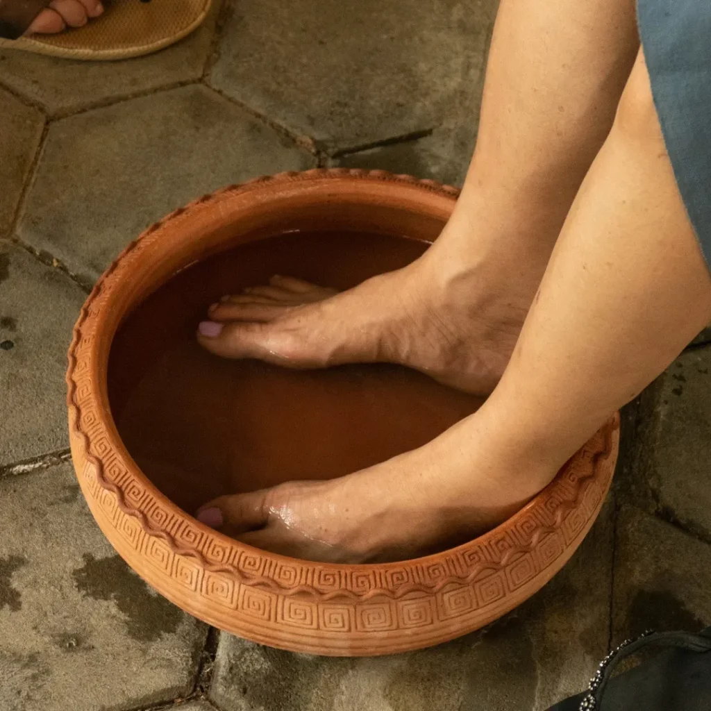socking feet in hydrogen peroxide